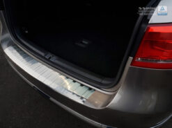Lista na naraznik Avisa Volkswagen PASSAT B7 KOMBI 2011-2015 Avisa Tuning.Cool